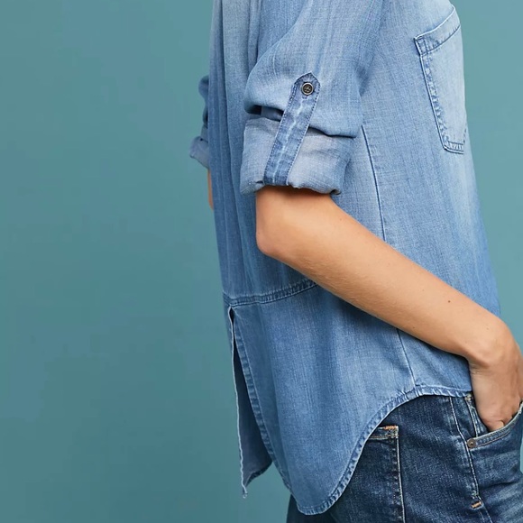 *SOLD* Anthropologie Cloth & Stone Split Back Chambray Button Down - Picture 3 of 10